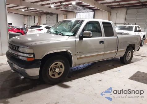 2001 Chevrolet Silverado 1500 Ls z USA, uszkodzony, nr VIN 2GCEC19T511144617